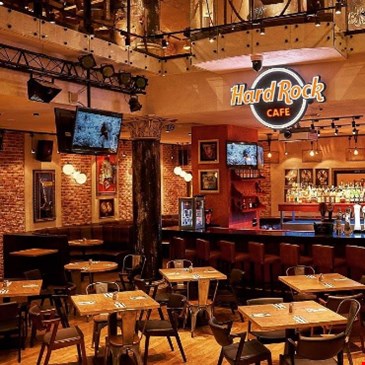 HARD ROCK CAFÉ