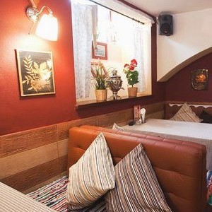 КВАРТИРКА НА НЕВСКОМ