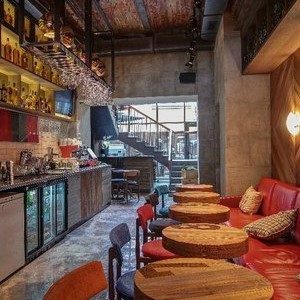 GOOSE GOOSE BISTRO